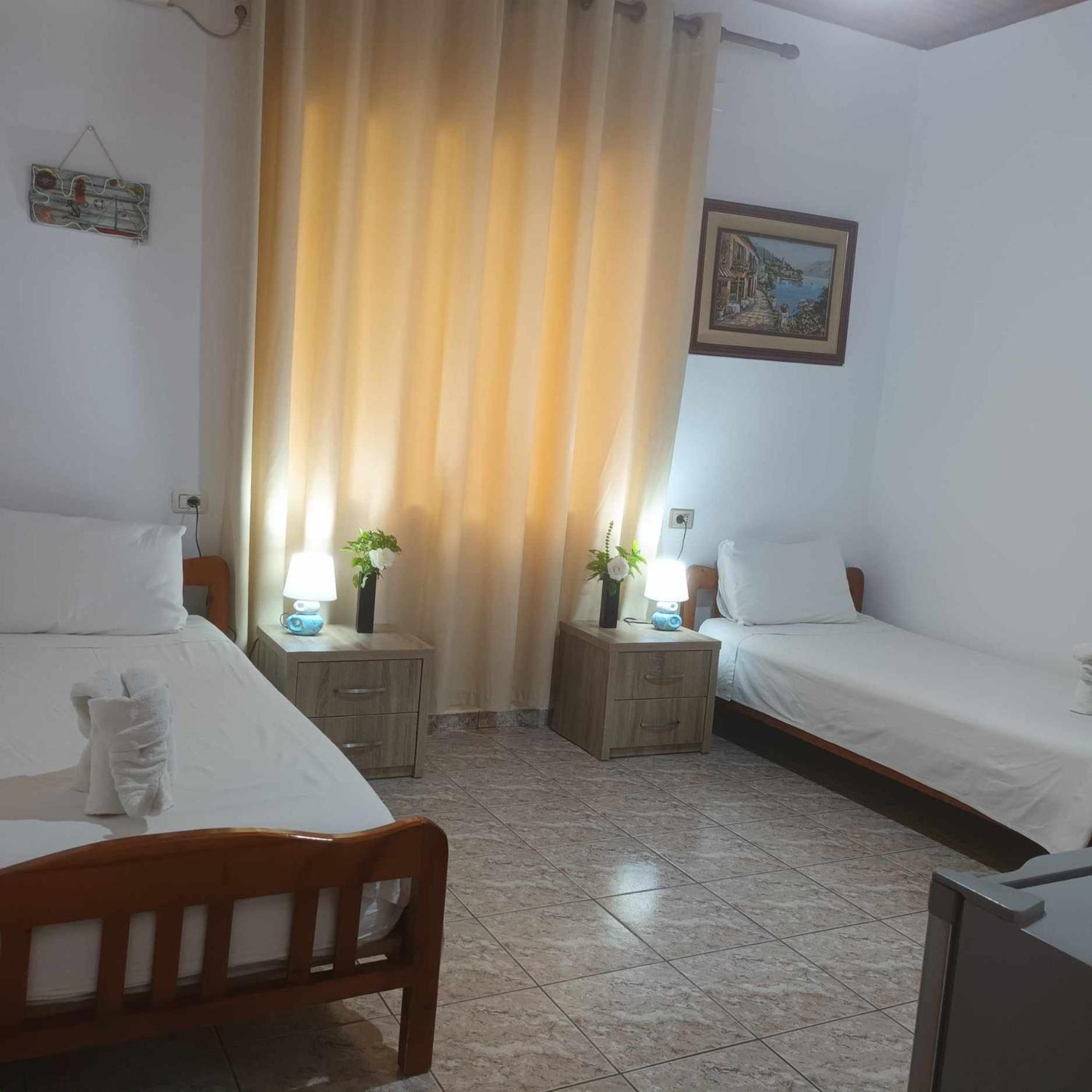 Sunset Guest House Himare Exterior photo