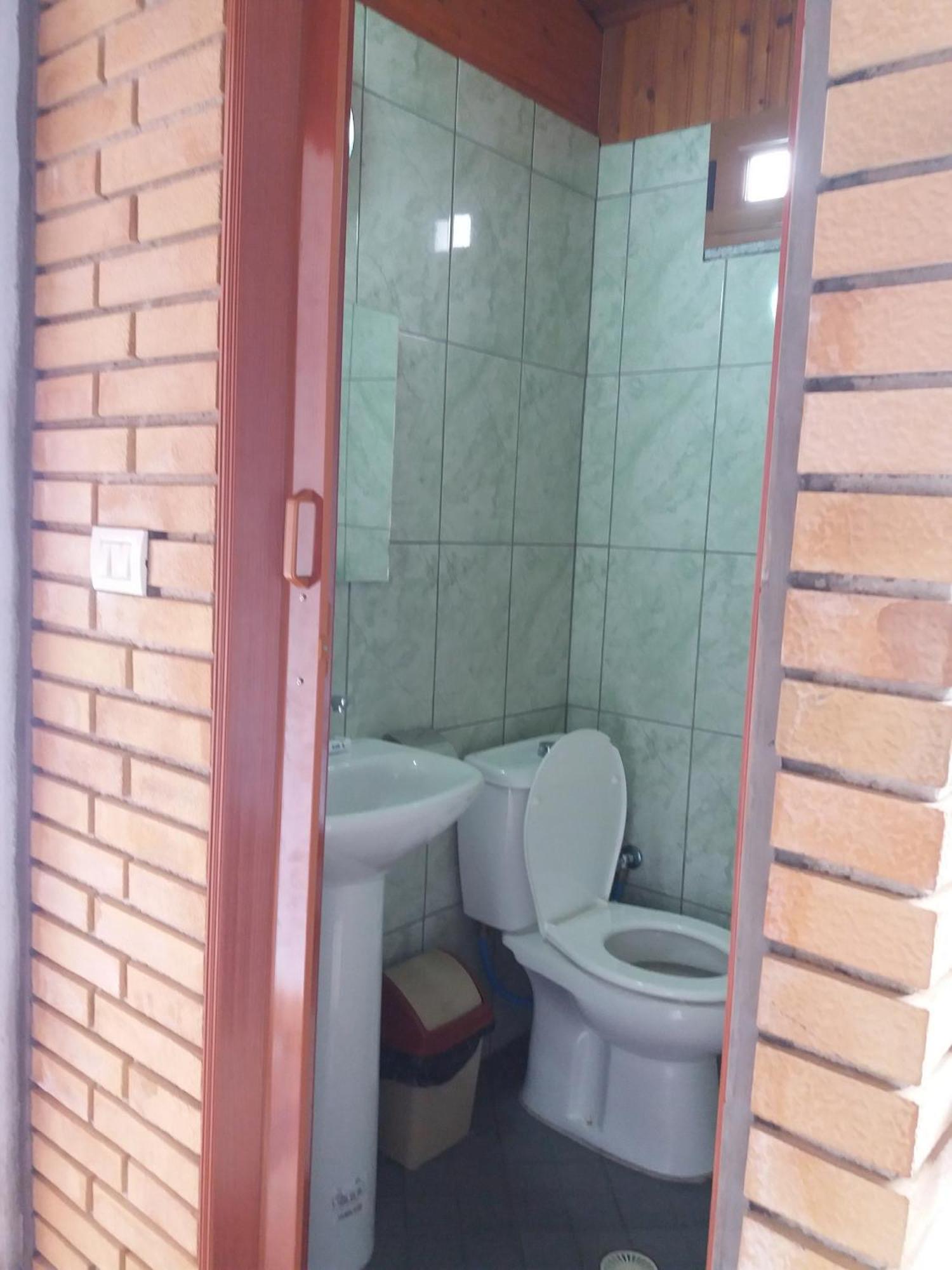 Sunset Guest House Himare Exterior photo